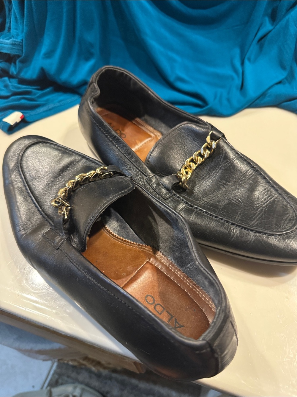 Men's Black Leather Slip-On Loafers with Gold Chain Accent. Minor abrasion - Picture 2 of 7